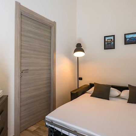 Palazzo Mormando - Modern Apartment Neapel Exterior foto