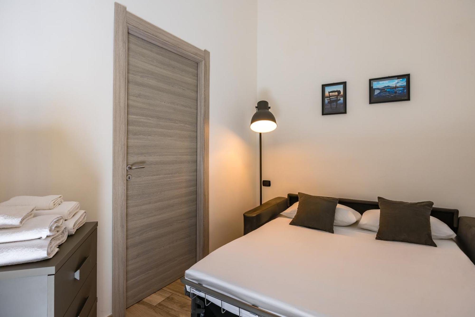 Palazzo Mormando - Modern Apartment Neapel Exterior foto