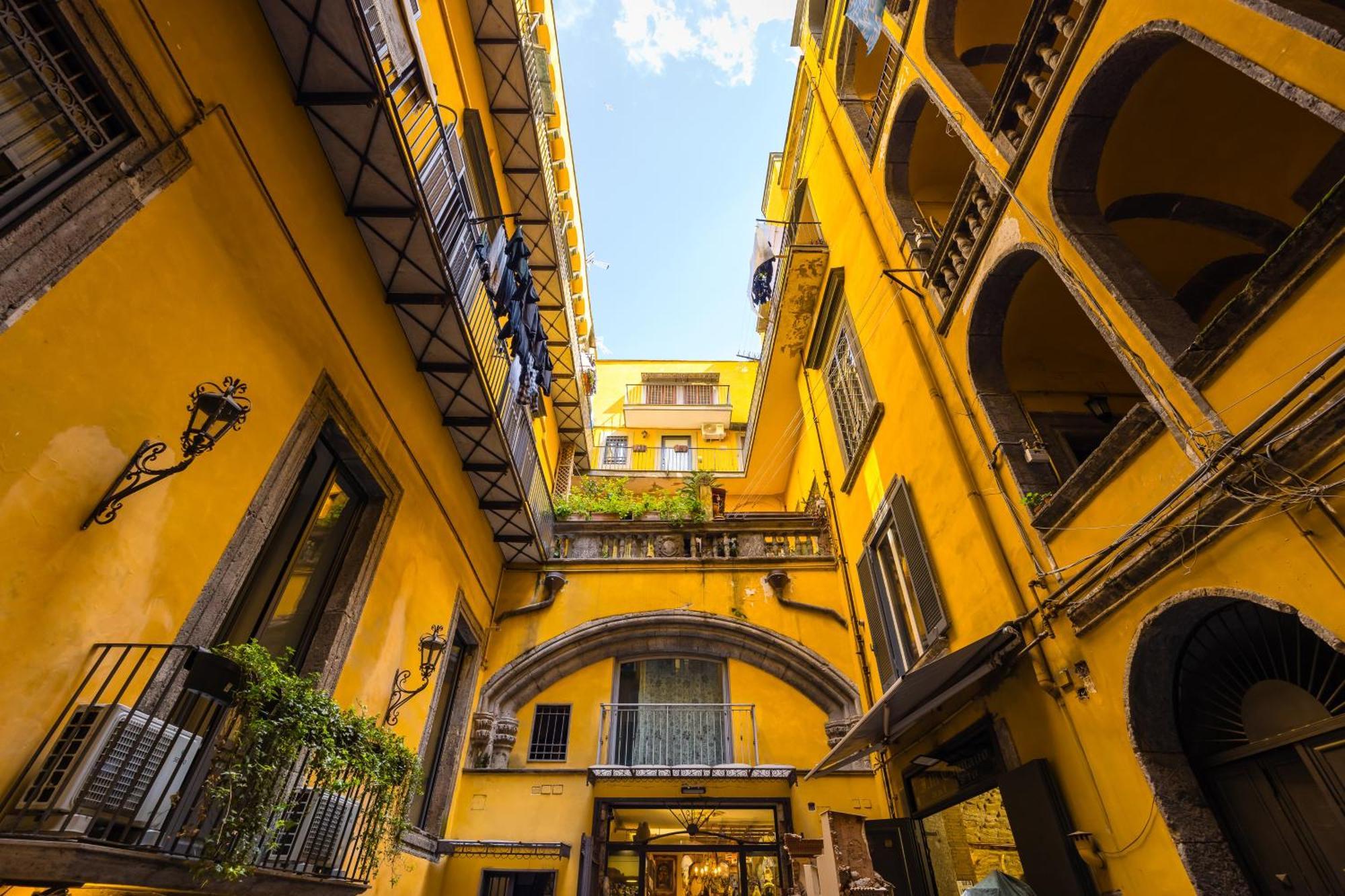 Palazzo Mormando - Modern Apartment Neapel Exterior foto